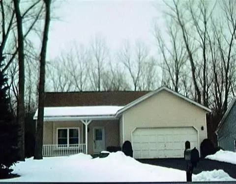63 Algonquin Rd, Clifton Park, NY 12065 photo 1
