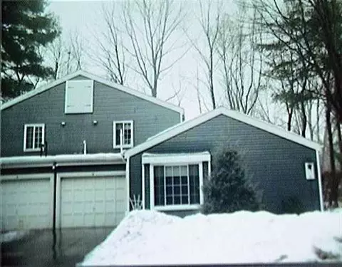 6 Spruce Ct, Delmar, NY 12054 photo 1