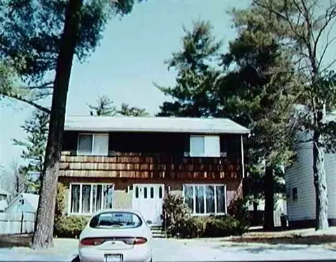 2869 Olean St, Schenectady, NY 12306 photo 1