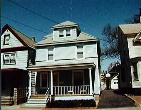 87 Elder St, Schenectady, NY 12304 photo 1