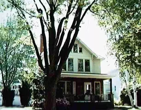 820 Wright Ave, Schenectady, NY 12309 photo 1