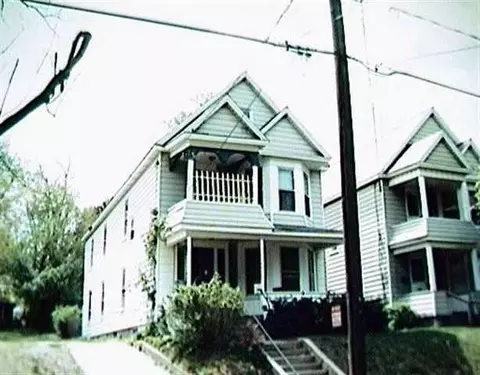 402 Mcclellan St, Schenectady, NY 12304 photo 1