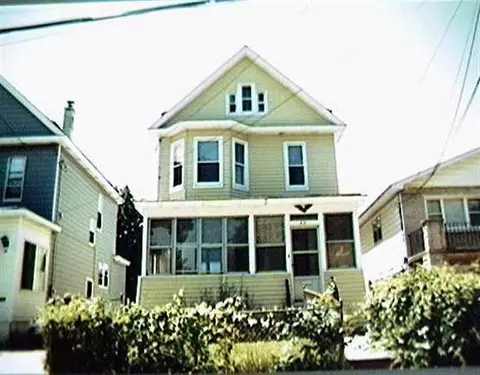 32 Corlear St, Albany, NY 12209 photo 1
