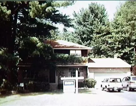 1046 Shave Ct, Schenectady, NY 12303 photo 1