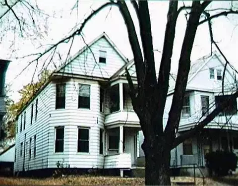409 Mcclellan St, Schenectady, NY 12304 photo 1