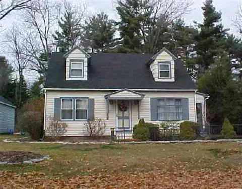 11 Murrlin Dr, Delmar, NY 12054 photo 1