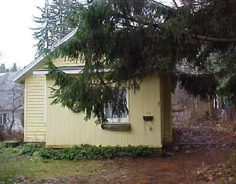 10 Maple Ave, Delmar, NY 12054 photo 1
