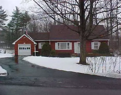 20 Bullock Rd, Slingerlands, NY 12159 photo 1