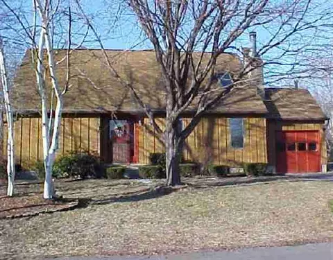 87 Hancock Dr, Glenmont, NY 12077 photo 1