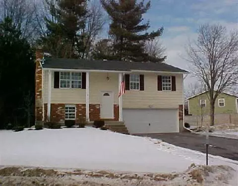 2 Kristen Dr, Ballston Spa, NY 12020 photo 1
