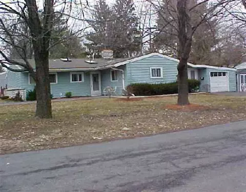 138 Cherry Ave, Delmar, NY 12054 photo 1