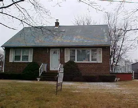 1 Kellogg Ave, Schenectady, NY 12304 photo 1