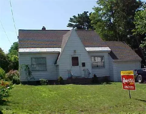 302 Elder St, Schenectady, NY 12304 photo 1