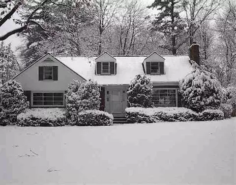 12 Brookside Dr, Delmar, NY 12054 photo 1