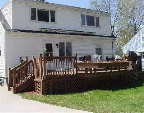 7 Pine St, Delmar, NY 12054 photo 4