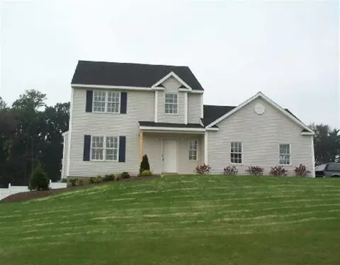 1 Breanna Ct, Schenectady, NY 12304 photo 1