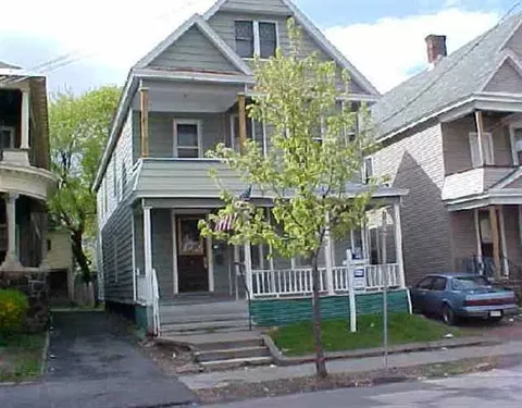 9 Eagle St, Schenectady, NY 12307 photo 1