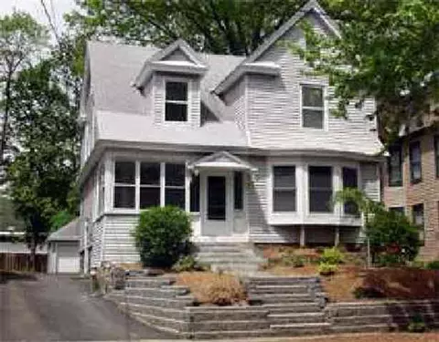 1037 Phoenix Ave, Schenectady, NY 12308 photo 1