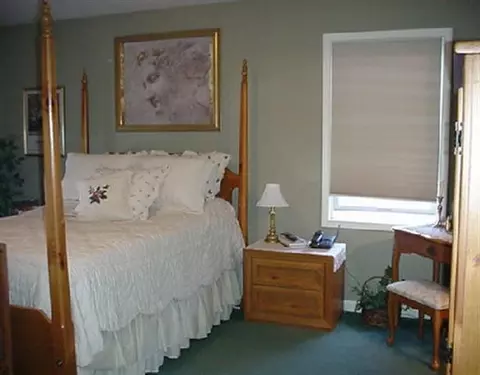 10 Willowbrook Ter, Clifton Park, NY 12065 photo 7