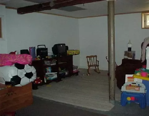 70 Marriott Ave, Schenectady, NY 12304 photo 10