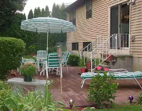 71 Jefferson Rd, Glenmont, NY 12077 photo 2