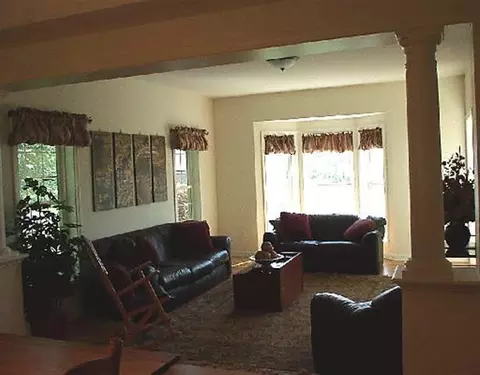 17 Fields End Dr, Glenmont, NY 12077 photo 6