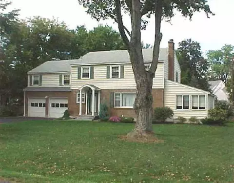 15 Heldervue Ave, Slingerlands, NY 12159 photo 1