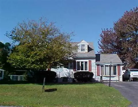 1760 Devendorf Rd, Schenectady, NY 12303 photo 1