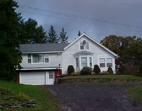 1668 Gordon Rd, Schenectady, NY 12306 photo 1