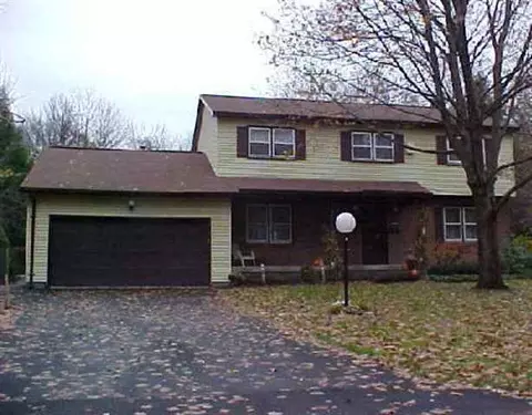 35 Woodstream Dr, Delmar, NY 12054 photo 1