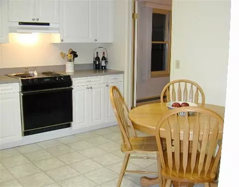 74 Union Ave, Delmar, NY 12054 photo 3