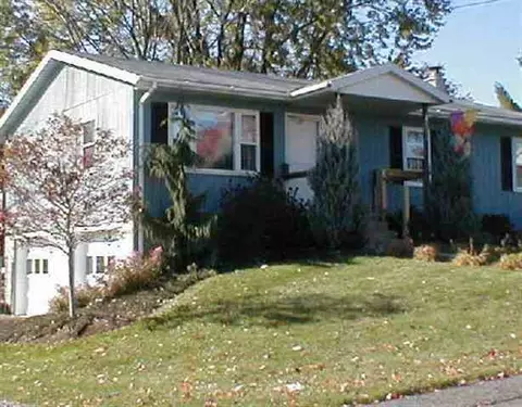 1256 Frantzke Ave, Schenectady, NY 12309 photo 5