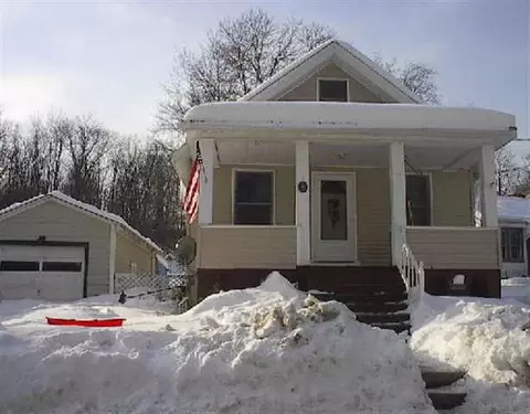 11 Rockefeller Rd, Delmar, NY 12054 photo 1