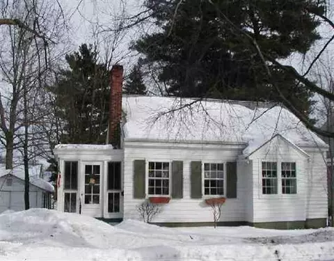 8 Harrison Ave, Delmar, NY 12054 photo 1