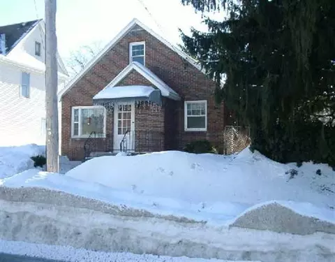 1012 Raymond St, Schenectady, NY 12308 photo 2