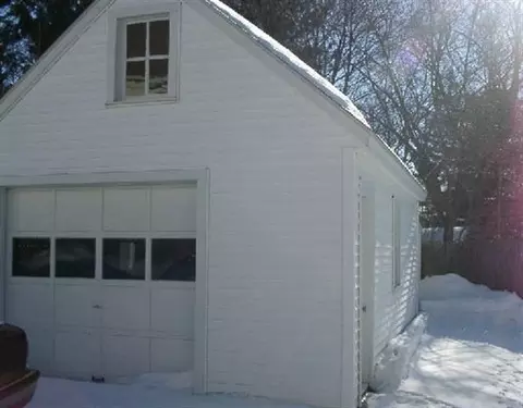 1012 Raymond St, Schenectady, NY 12308 photo 3