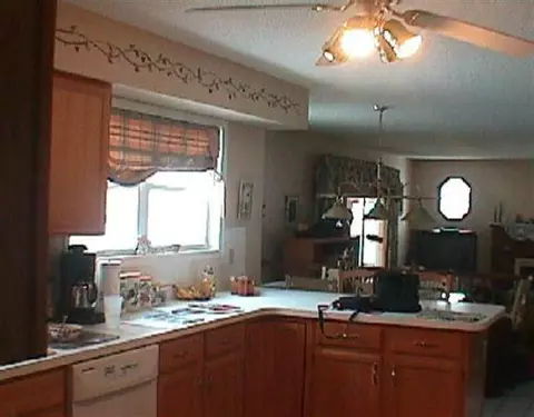 526 Acland Blvd, Ballston Spa, NY 12020 photo 2