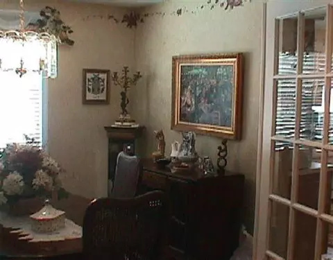 526 Acland Blvd, Ballston Spa, NY 12020 photo 3