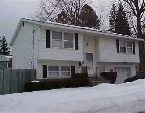 101 Starr Ave, Schenectady, NY 12304 photo 1