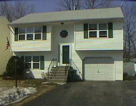 441 Chadwick Rd, Schenectady, NY 12304 photo 1