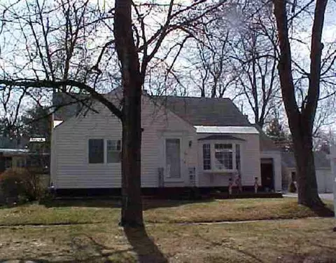 108 Eastholm Rd, Schenectady, NY 12304 photo 1