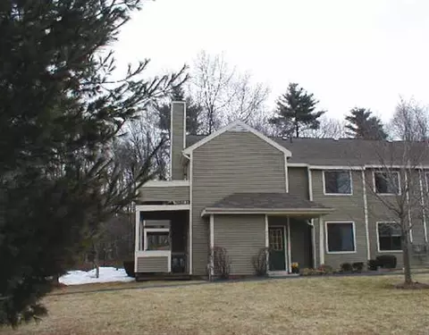 204 Monmouth Way, Clifton Park, NY 12065 photo 1