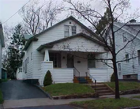 1049 Garner Ave, Schenectady, NY 12309 photo 1