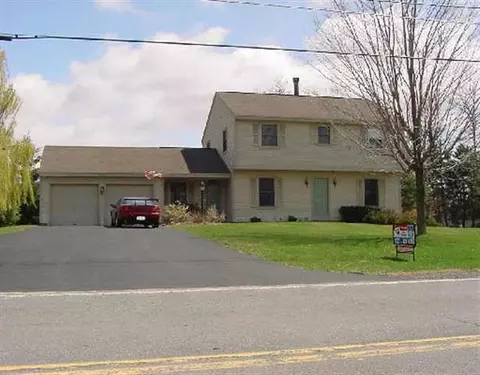 6064 Johnston Rd, Slingerlands, NY 12159 photo 1