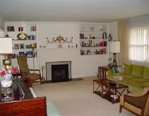 439 Hackett Blvd, Albany, NY 12208 photo 4