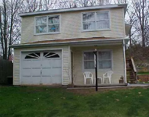 2241 Colgate Pl, Schenectady, NY 12304 photo 1