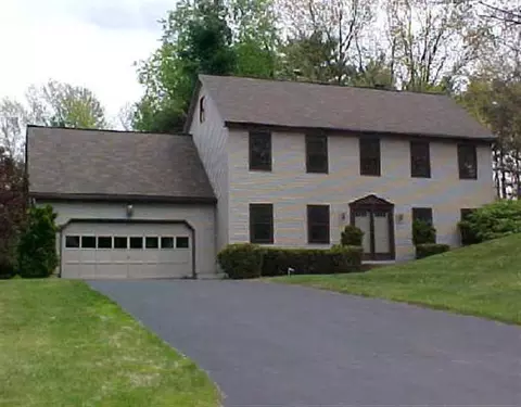 24 Hillcrest Ln, Saratoga Springs, NY 12866 photo 1