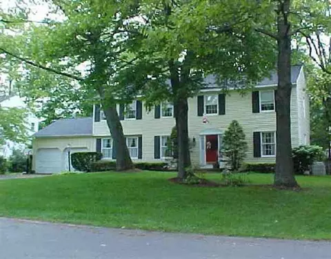 17 Tamarack Dr, Delmar, NY 12054 photo 1