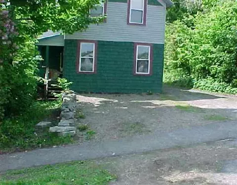 28 Pine St, Corinth, NY 12822 photo 1