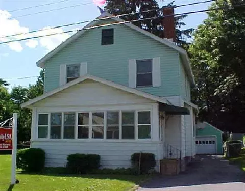 12 Fenwick Ave, Schenectady, NY 12304 photo 1